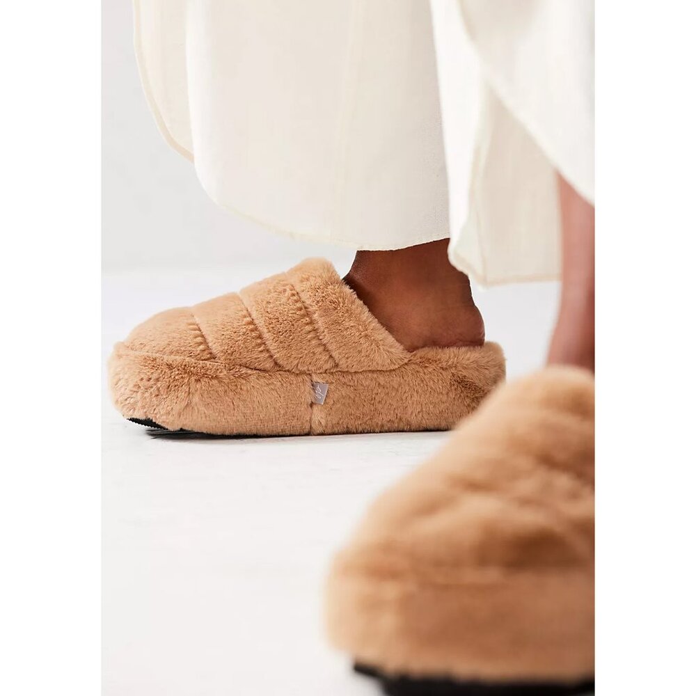 FREE PEOPLE It's A Vibe Platform Slippers / Teddy - Picture 1 of 12